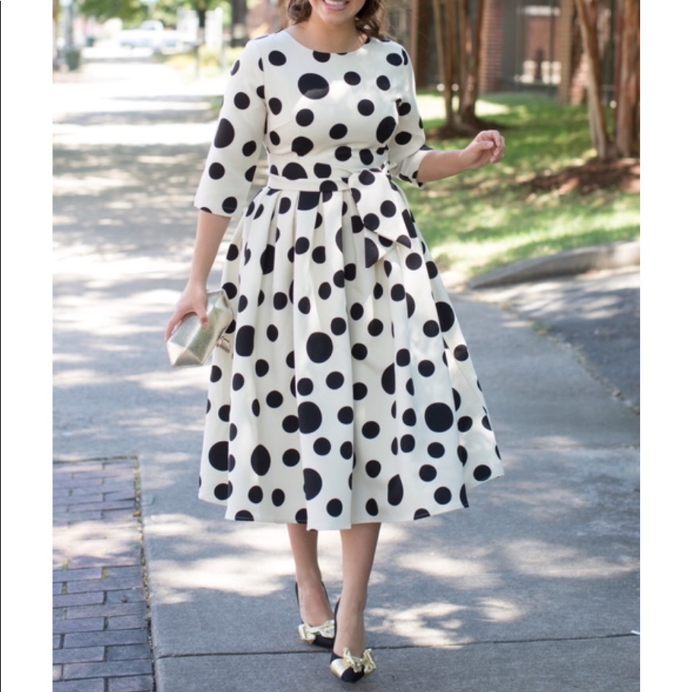 Dainty Jewell Central Park Dress for @hannah_g_day